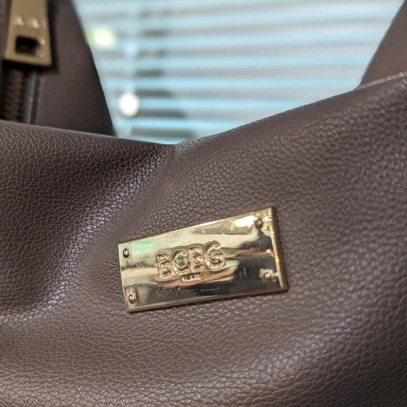 BCBG Hobo Soft Floppy Vegan Leather Crossbody Bag with Extra Strap Taupe - Picture 4 of 12